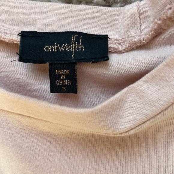 Layered one ruffle sleeve top - Picture 3 of 5